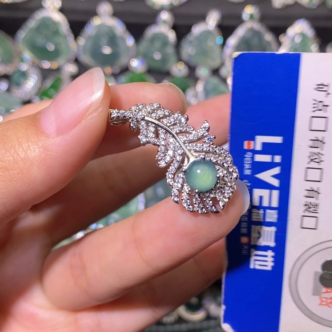 翡翠未镶嵌颈饰天然