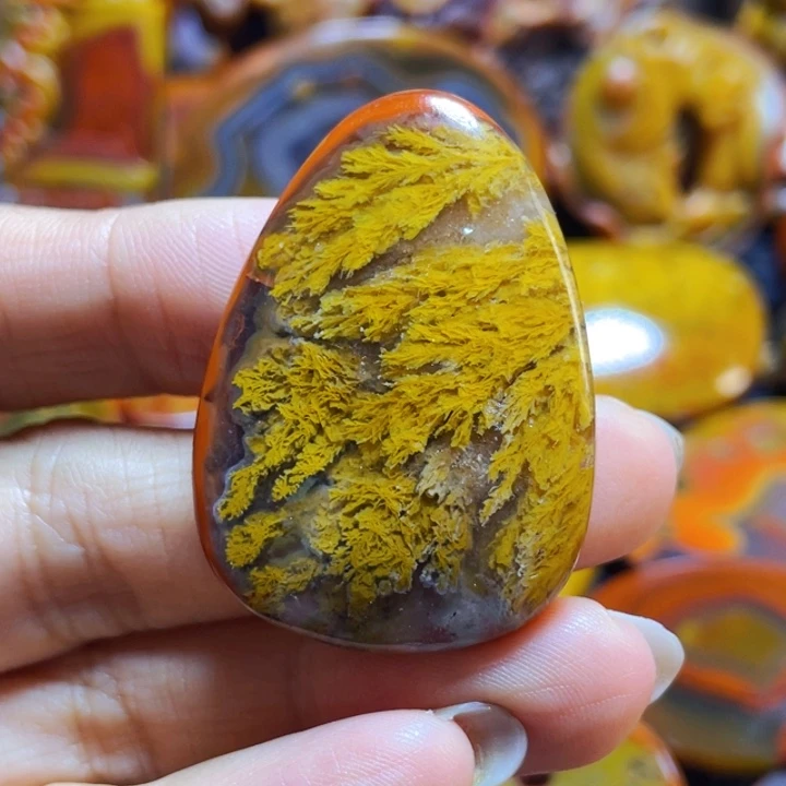 玛瑙/玉髓战国红吊坠未镶嵌0***2