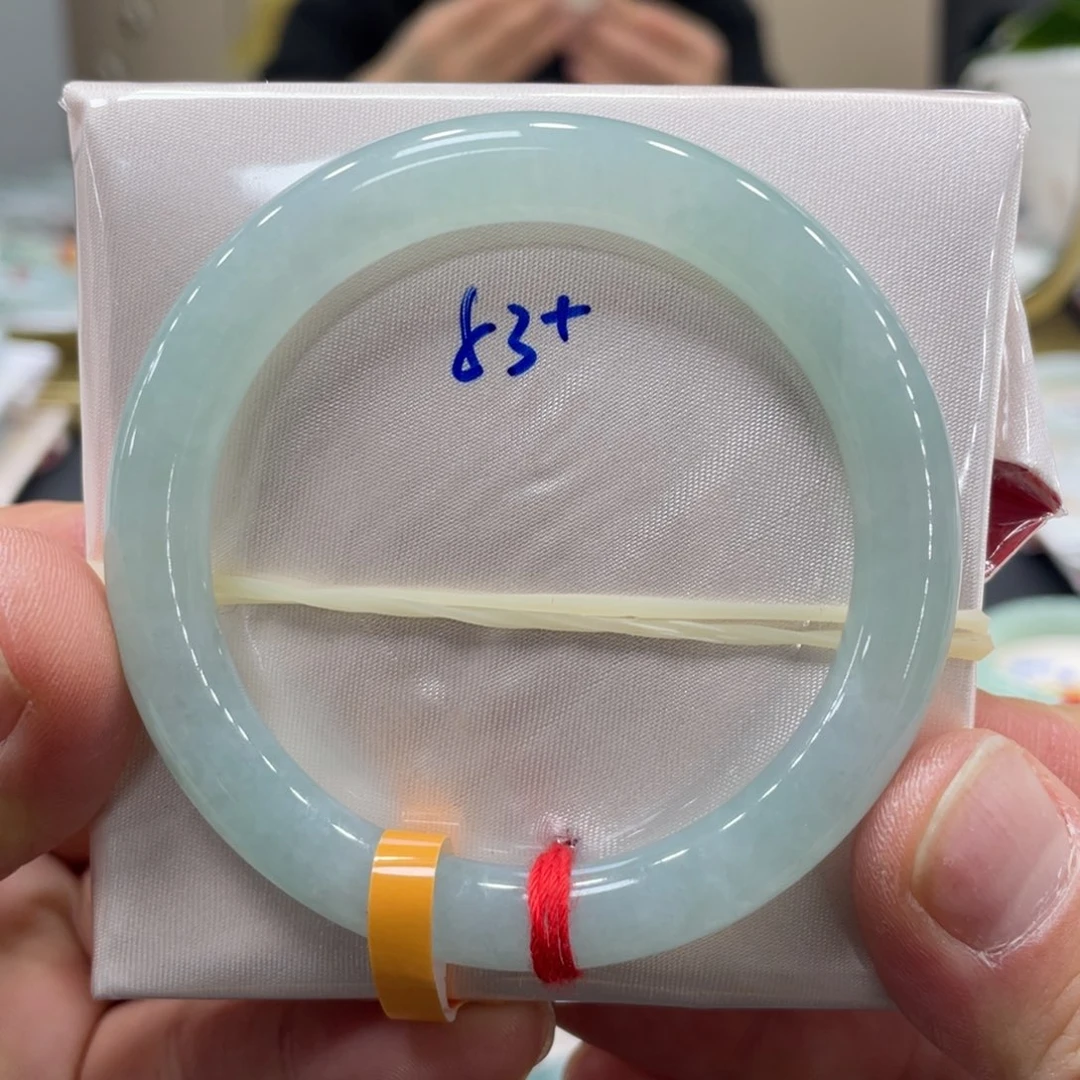 未镶嵌手镯翡翠翡翠