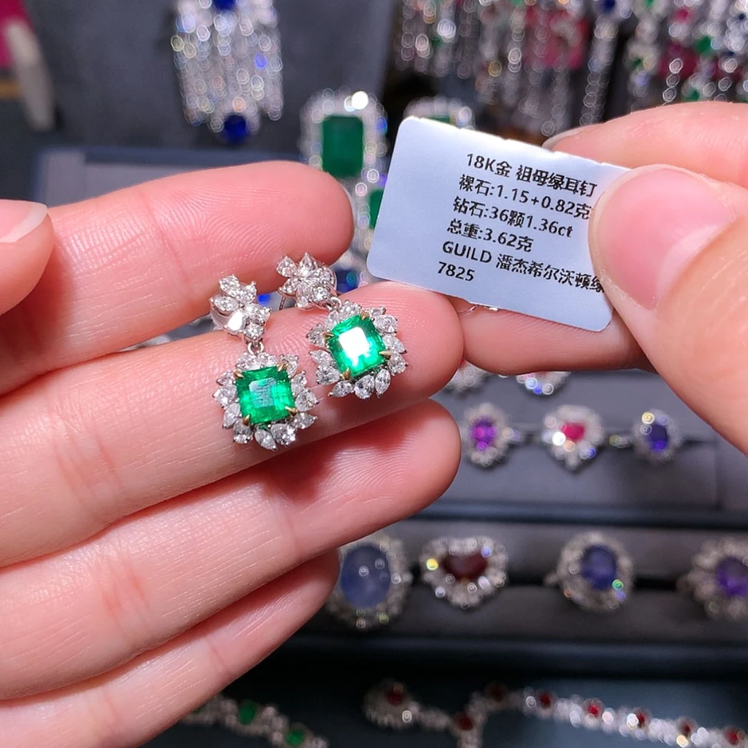 【闪购商品】祖母绿耳钉18K金镶嵌?****y