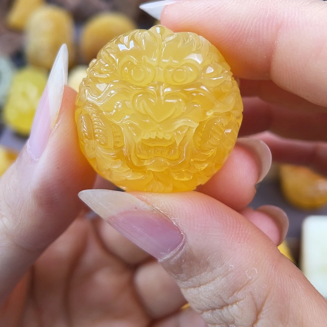 琥珀未镶嵌珠宝奇石