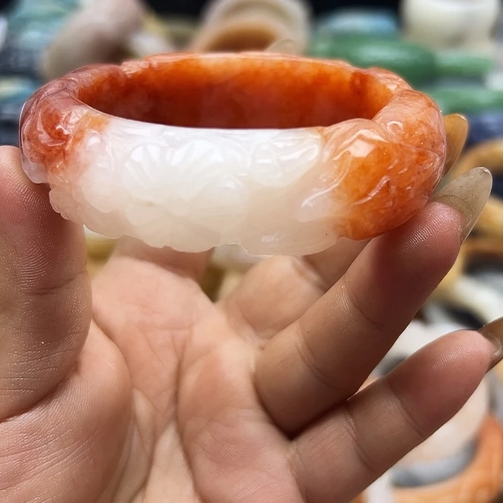 石英岩玉手镯未镶嵌枫**启