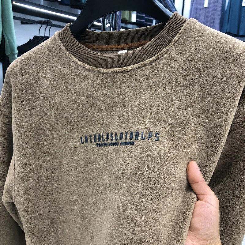 男士时尚圆领加绒卫衣2025秋冬尼珂羊