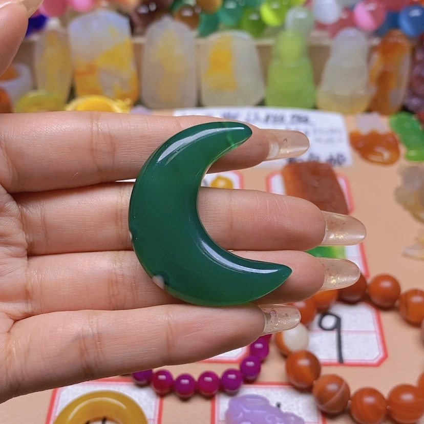 【闪购商品】玛瑙/玉髓颈饰未镶嵌?*刀