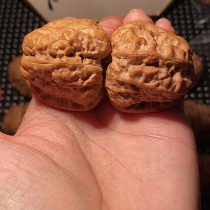 把件文玩核桃开背八腿