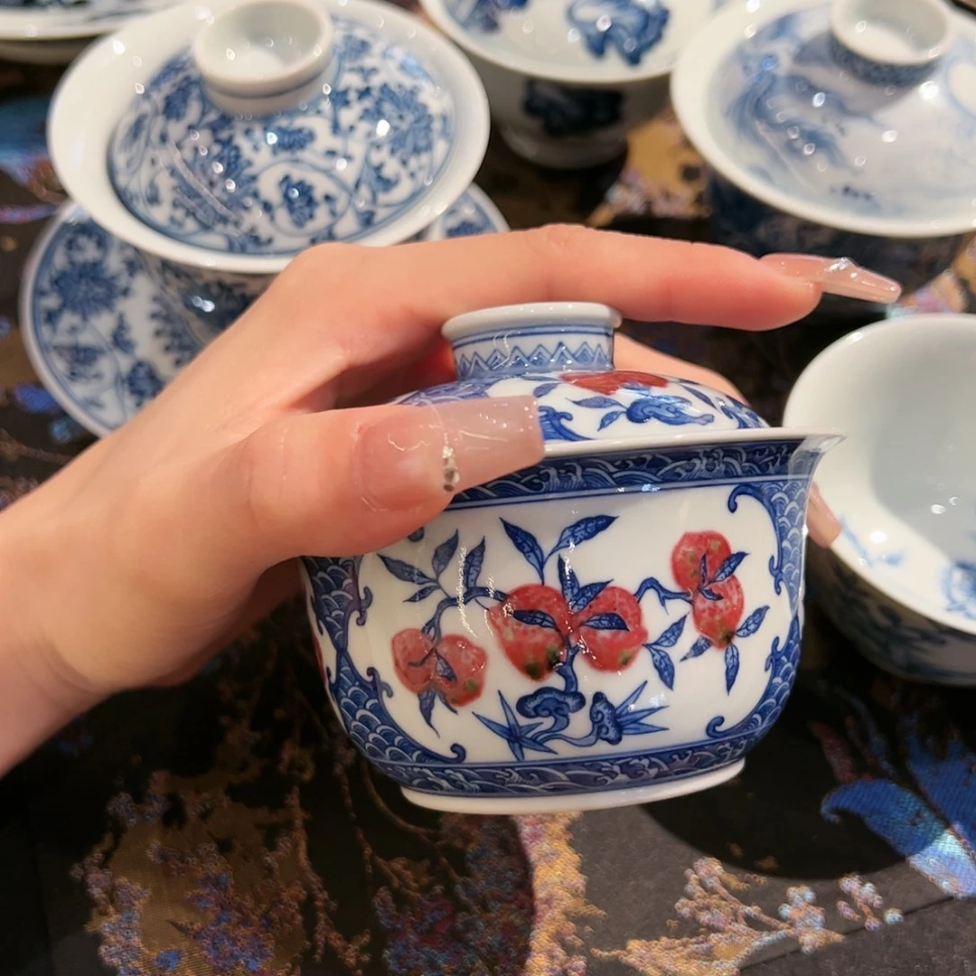 蓝****坊臻玉古坊原矿孔雀石釉里红盖碗