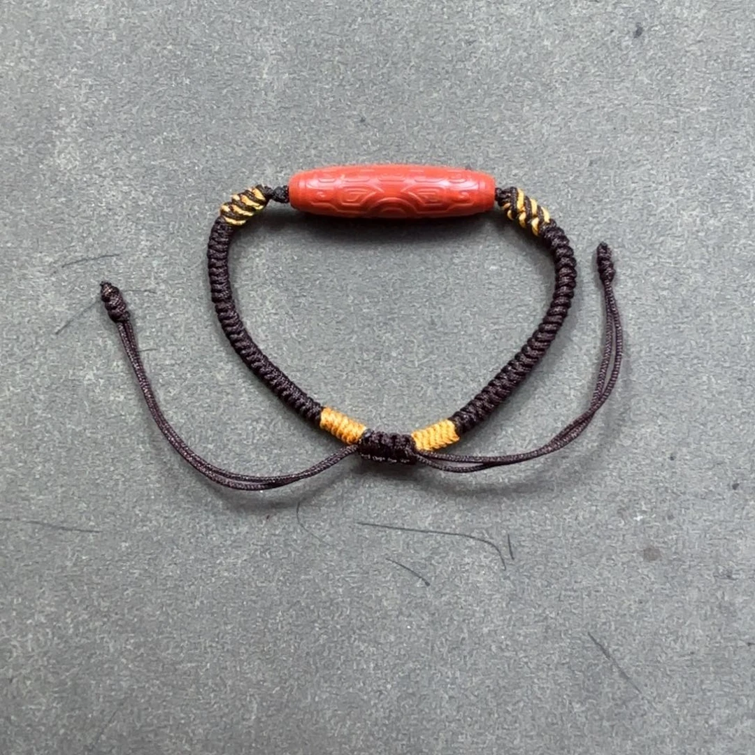 罗***群南红玛瑙未镶嵌颈饰