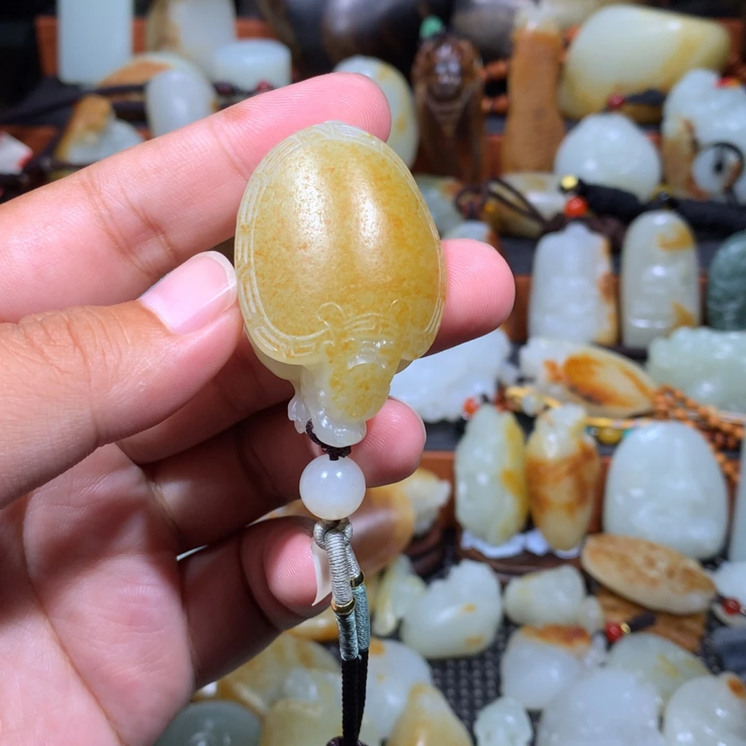 江***江颈饰未镶嵌和田玉