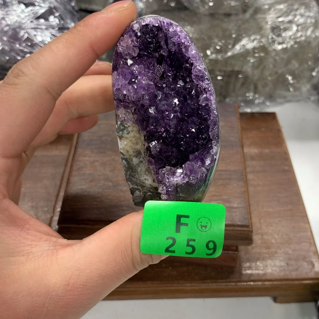 紫晶大型摆件（非配饰）未镶嵌