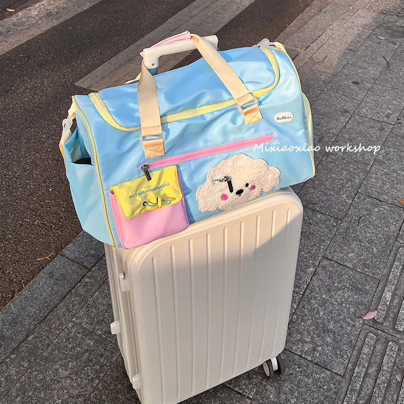 女士外出旅行包时尚大容量手提行李袋短途旅游轻便高颜值女健身包