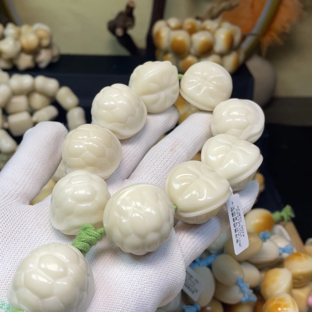 薇***薇菩提根/象牙果手串124富甲全品