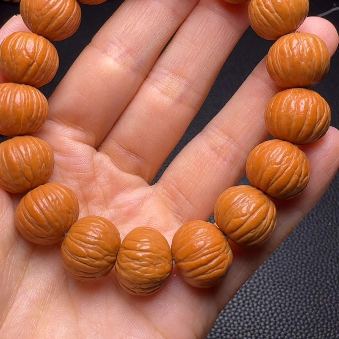 猴头核桃吊坠土豪