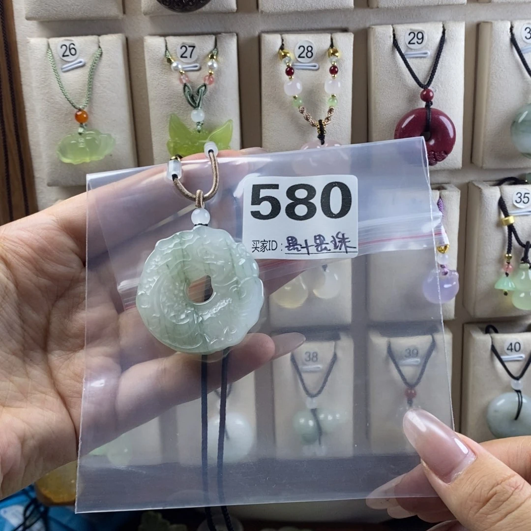 玛瑙/玉髓颈饰合金微****?