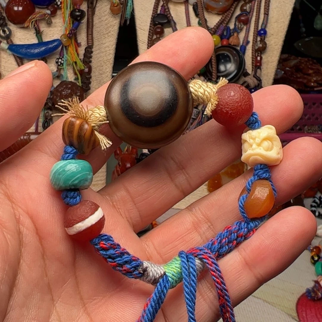 玛瑙/玉髓颈饰未镶嵌