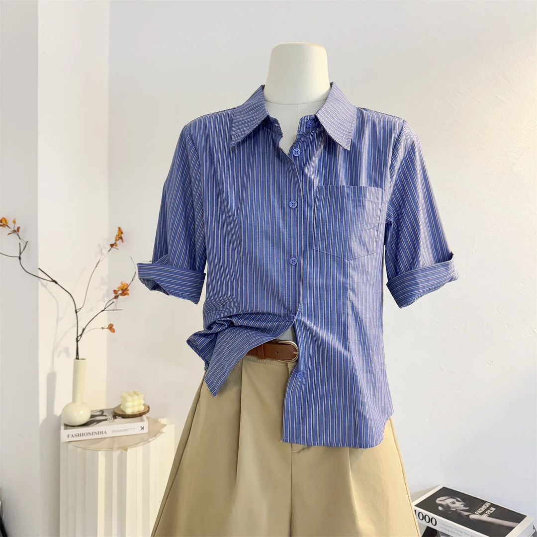 修身条纹短袖衬衫女2025夏季新款设计感气质翻领短款衬衣小众上衣