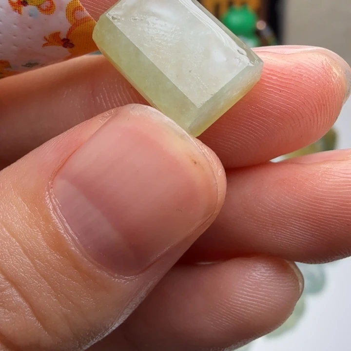 定制翡翠未镶嵌包工