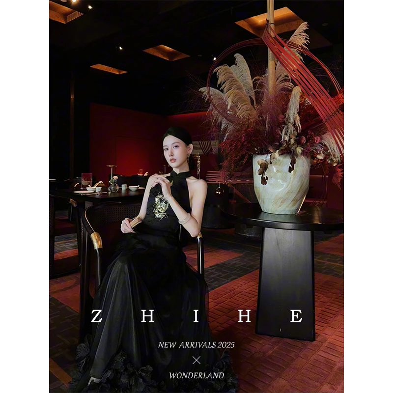 无艳一禾【朝歌】国风原创重工串珠绣提花挂脖上衣+半裙