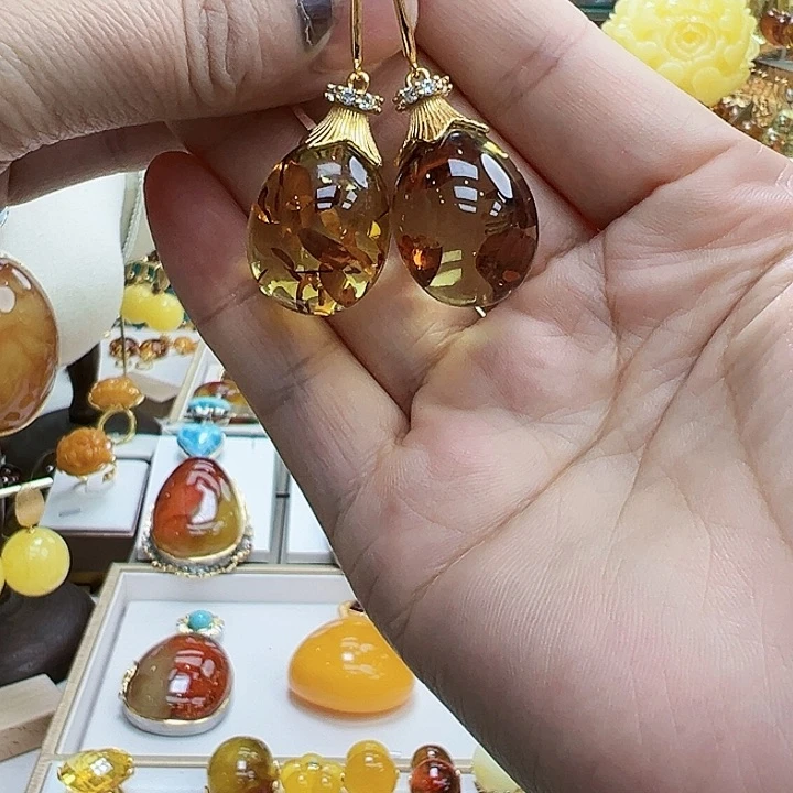 琥珀未镶嵌珠宝奇石