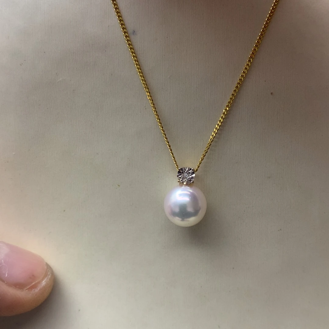 海水珍珠颈饰18K金镶嵌8-8.5akoya王妃吊坠