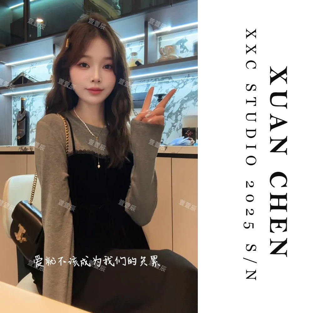 【星河密语】网红时尚独特漂亮小衫秋季轻奢设计感丝绒打底上衣8979