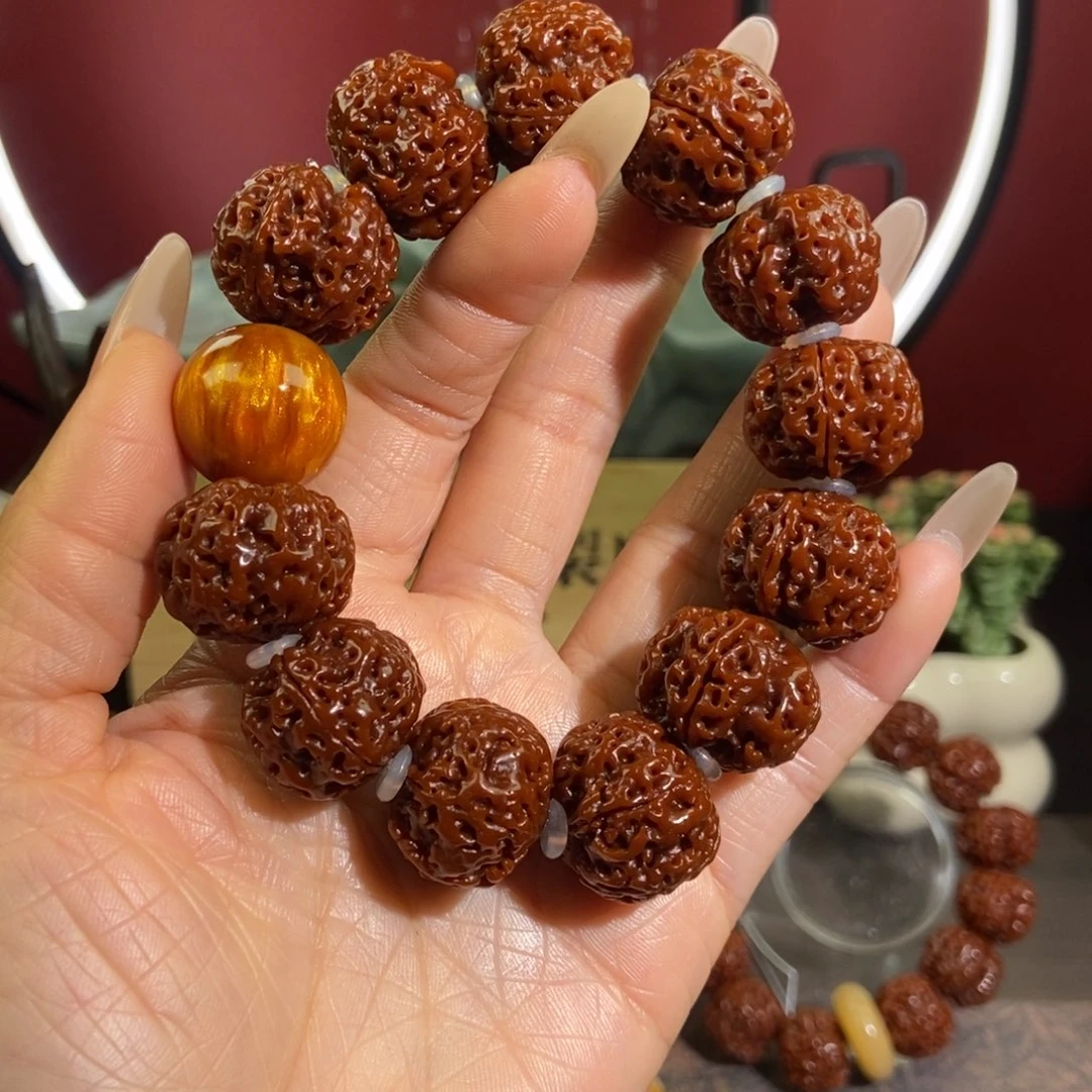 金刚菩提吊坠520金。