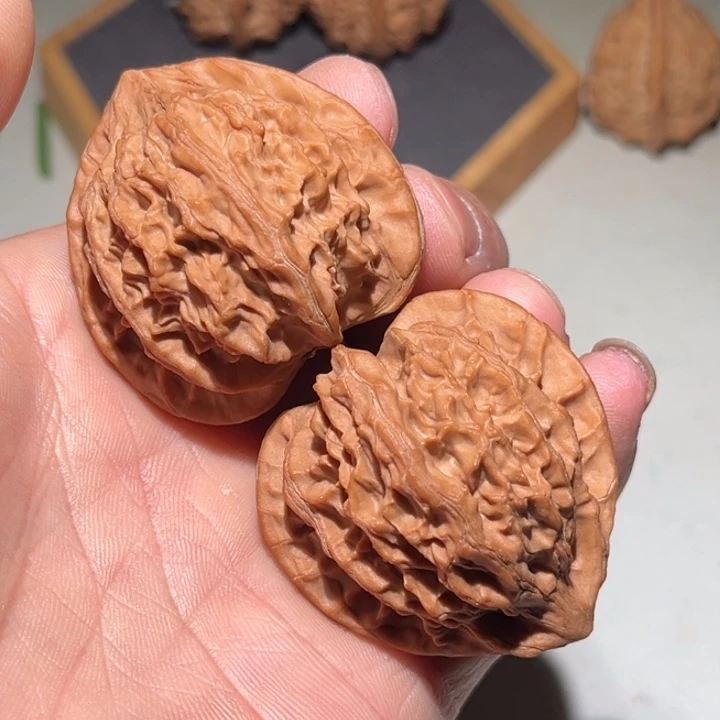诚***鱼吊坠文玩核桃灯笼