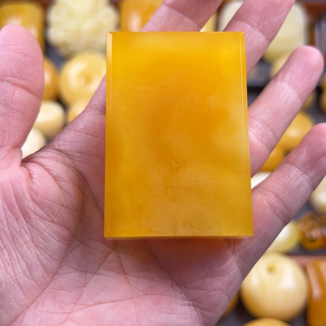 琥珀未镶嵌颈饰纯天然琥珀蜜蜡无优化