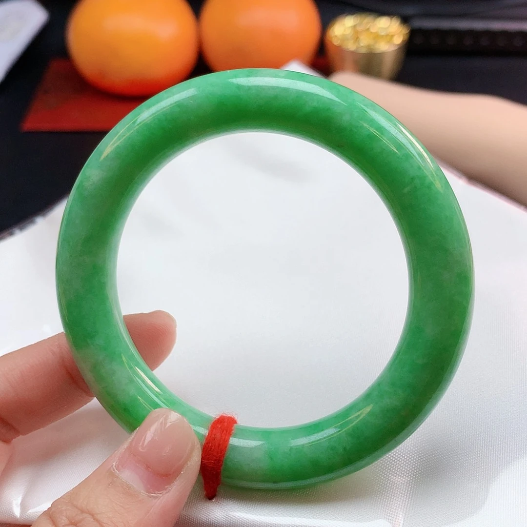 翡翠手镯未镶嵌56圈圆1029