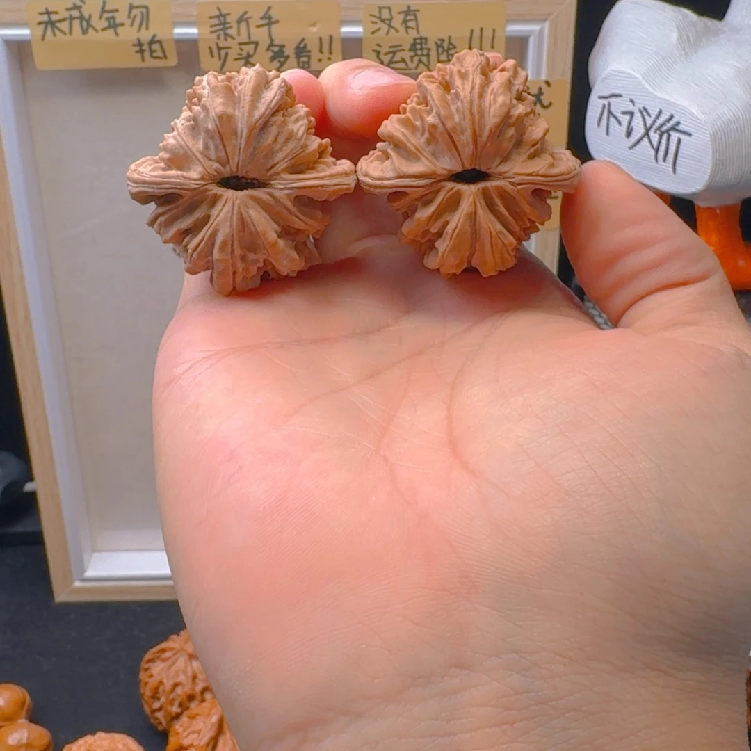 少***话文玩核桃吊坠4108楼子