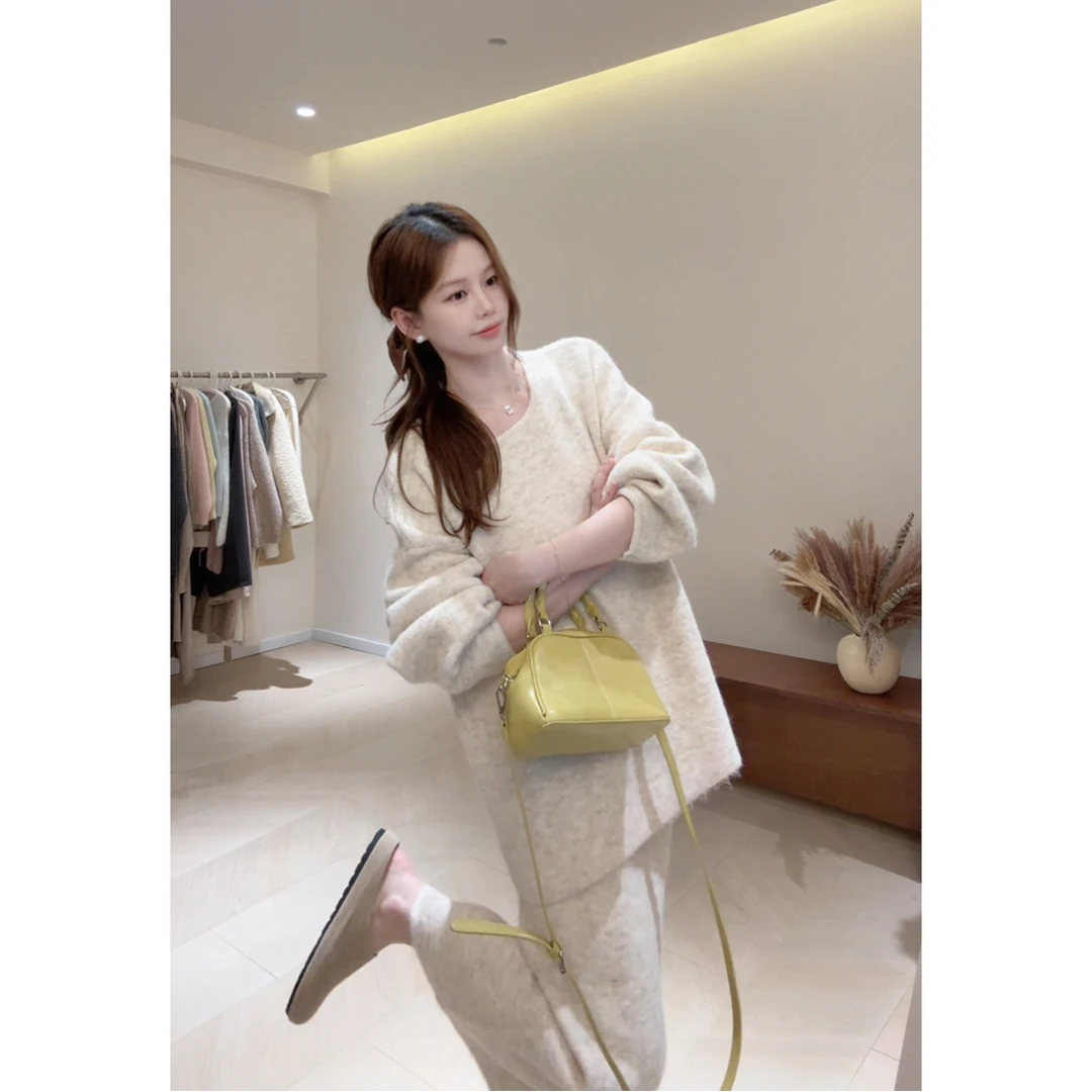 KG06正反两穿气质松弛感毛衣套装