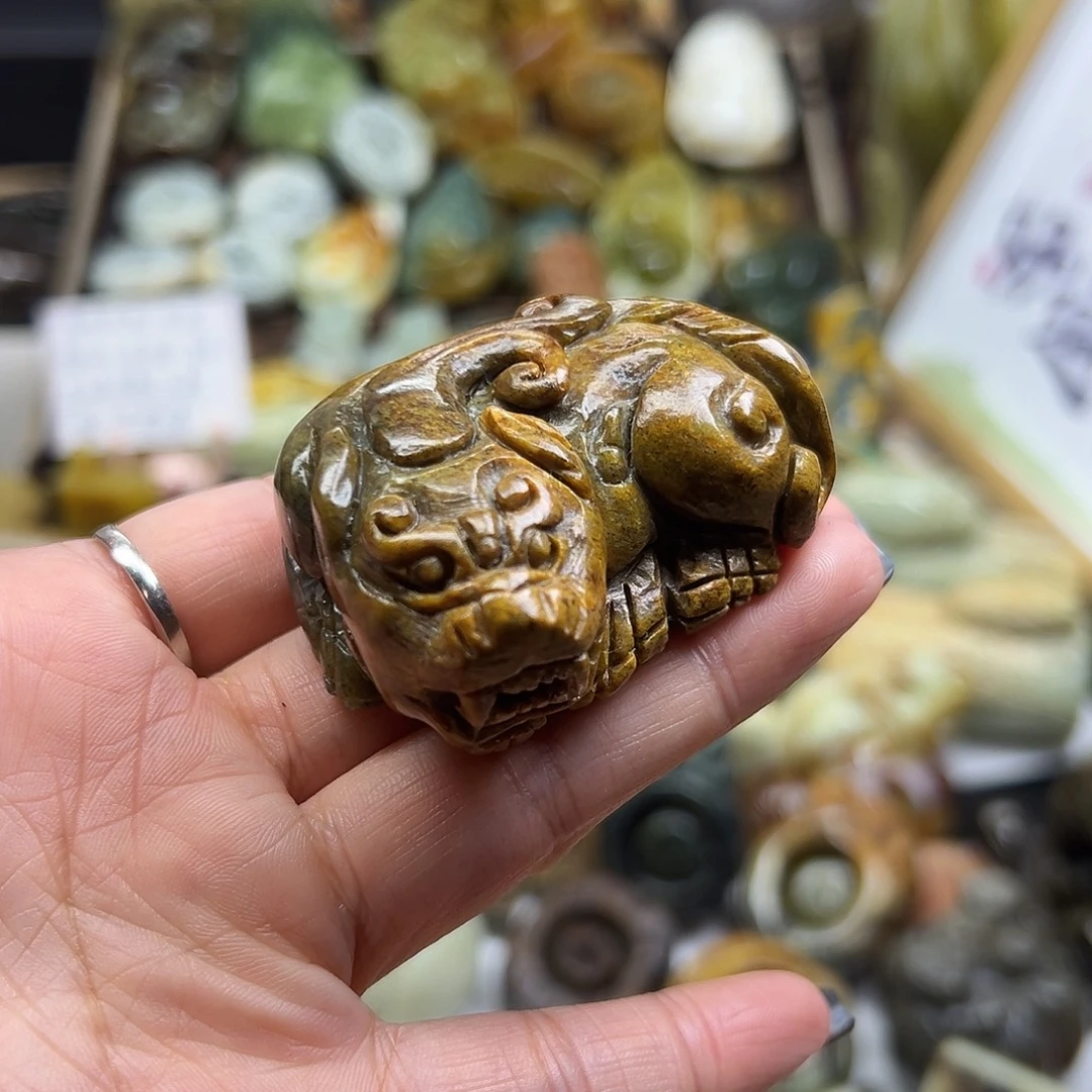 颈饰未镶嵌岫岩河磨玉（透闪石质玉）河磨玉貔貅手玩
