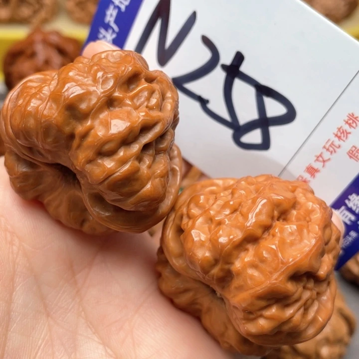 文玩核桃吊坠蛙蛙40尺