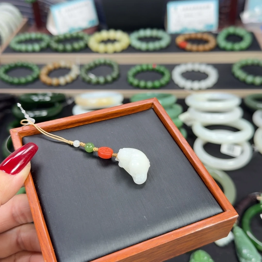 和田玉未镶嵌吊坠(不含链)