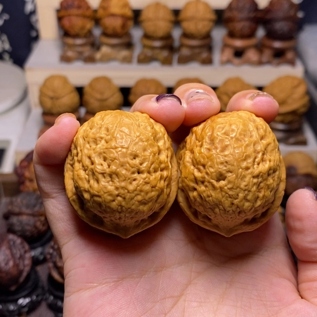 文玩核桃把件Z龙麟铁狮子29……………