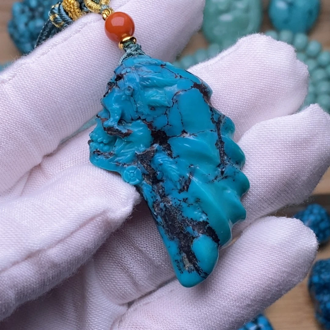 未镶嵌绿松石珠宝奇石