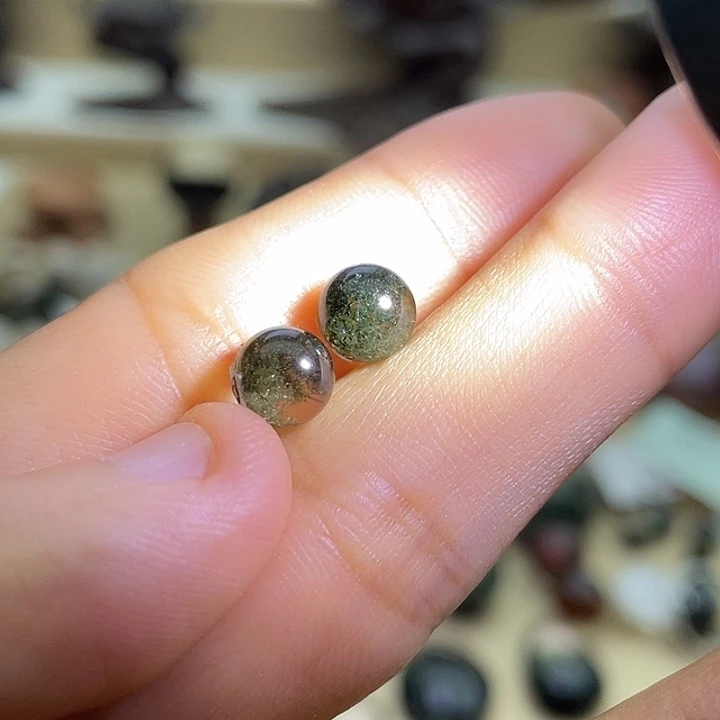 陈***民水晶手链未镶嵌绿幽灵单珠打孔定制不退换