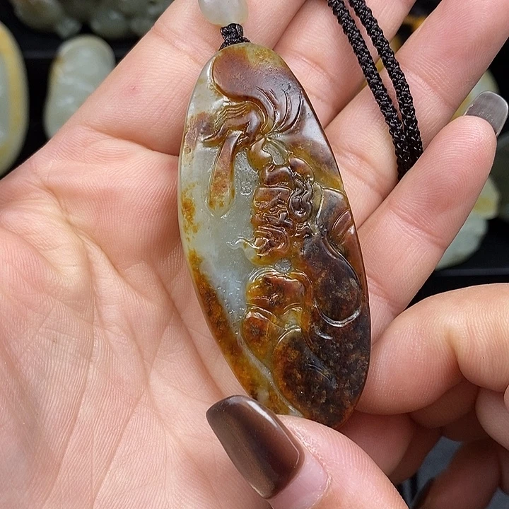 如***愿和田玉未镶嵌颈饰