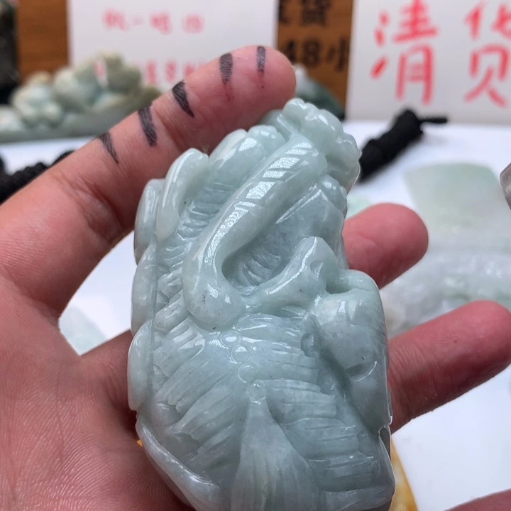 翡翠未镶嵌颈饰保真天然a货翡翠
