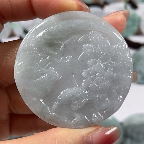 翡翠颈饰未镶嵌凤穿牡丹福利