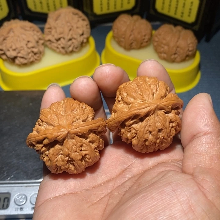 文玩核桃吊坠大粗筋44