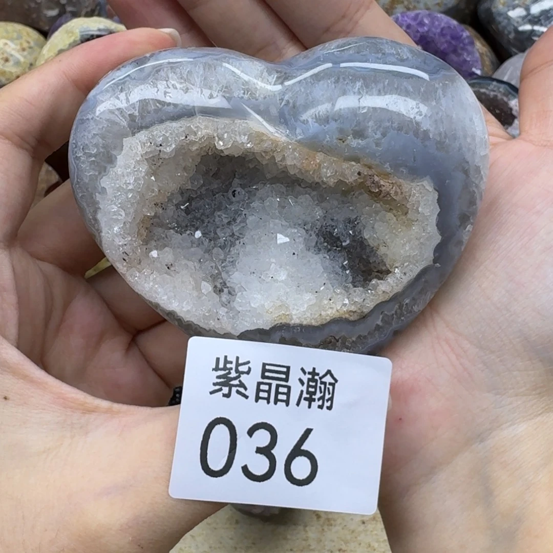 未镶嵌水晶大型摆件（非配饰）