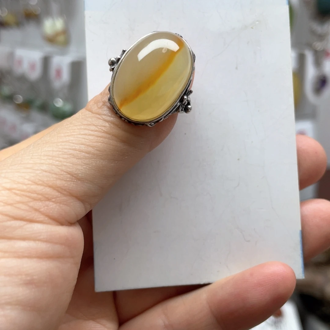 蛇纹石玉未镶嵌戒指