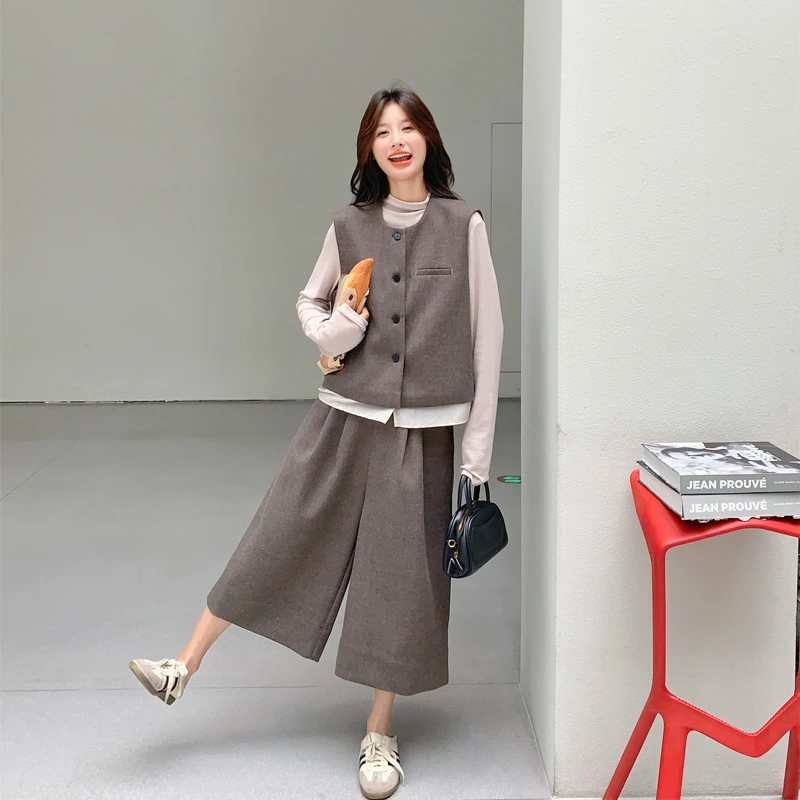 小香风毛呢马甲内搭阔腿裤套装2025秋冬新款气质韩系高级感三件套