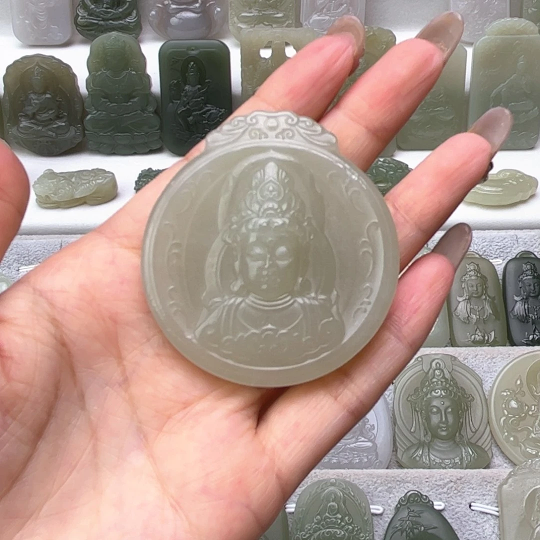 和田玉未镶嵌颈饰