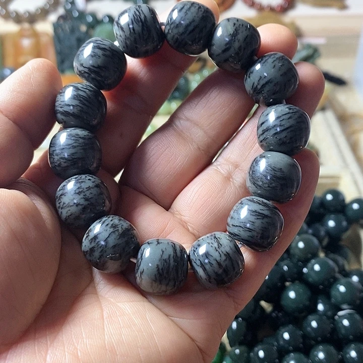 和田玉（糖玉）未镶嵌手链