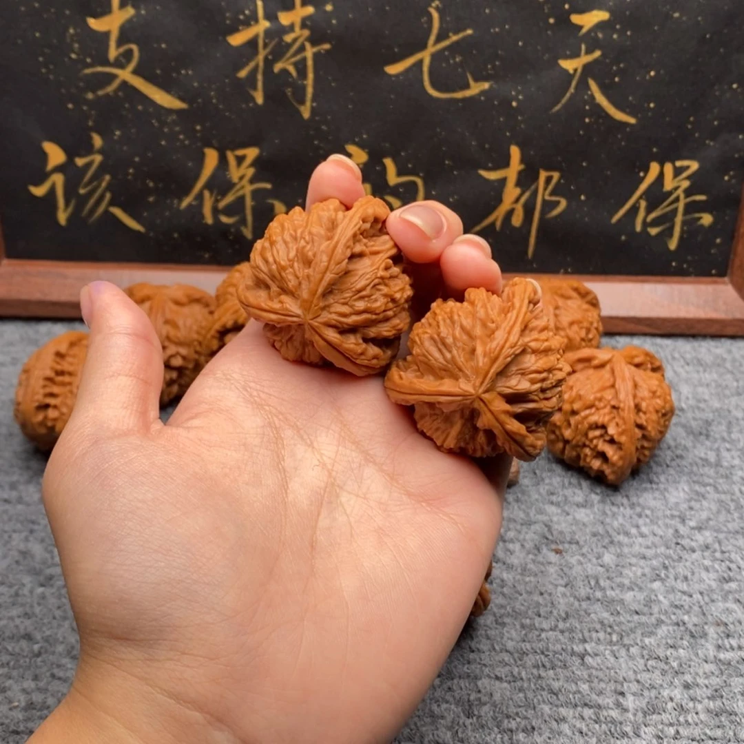 【闪购商品】吊坠文玩核桃即*