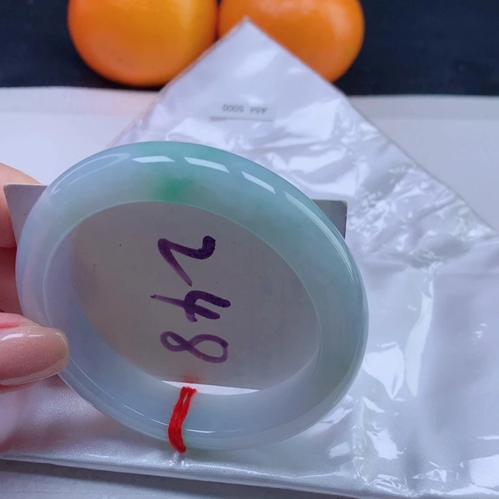 翡翠手镯未镶嵌5556565656