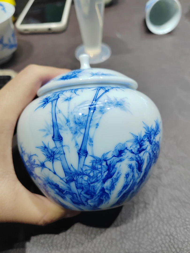 蔚语（ 竹影茶叶罐）