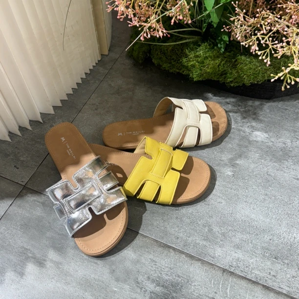 【觅而】夏季新款薄底超软沙滩拖鞋8999-10