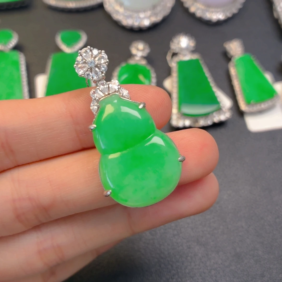 翡翠银S925镶嵌颈饰